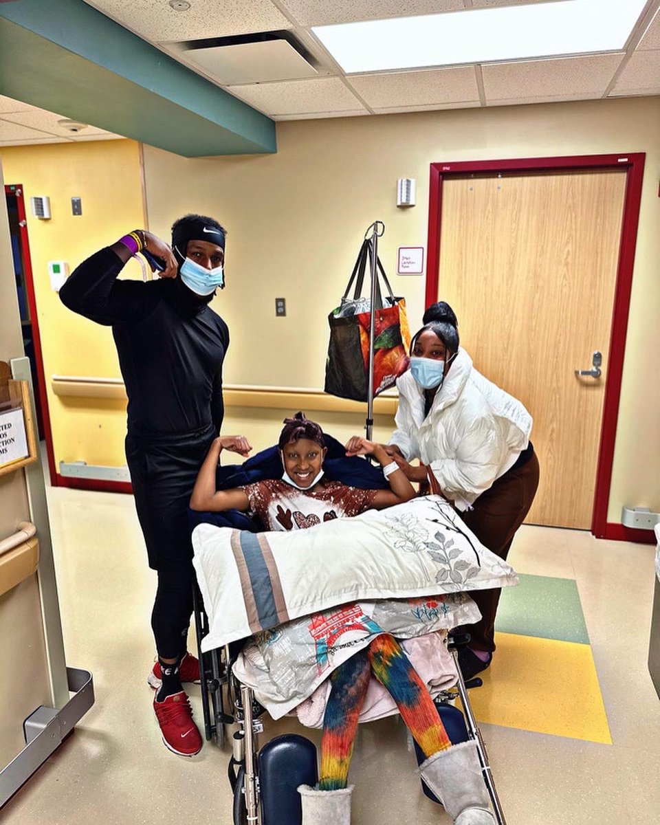 HollywoodHotta's tweet photo. SHE HAS DONE IT!!! Na’Liyah has completed her rounds of chemotherapy and is on her way to a CANCER FREE LIFE!!!Thank you to EVERYONE that has prayed, meditated, manifested, helped in any way! Thank you, she is winning her battle!! I Love you baby girl we got this! #LiyahStrong 💛 https://t.co/9M4wB3l18l