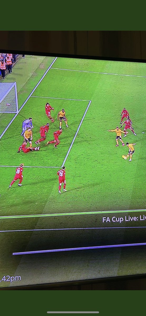 S E U N The Last Garri Bender tweet media