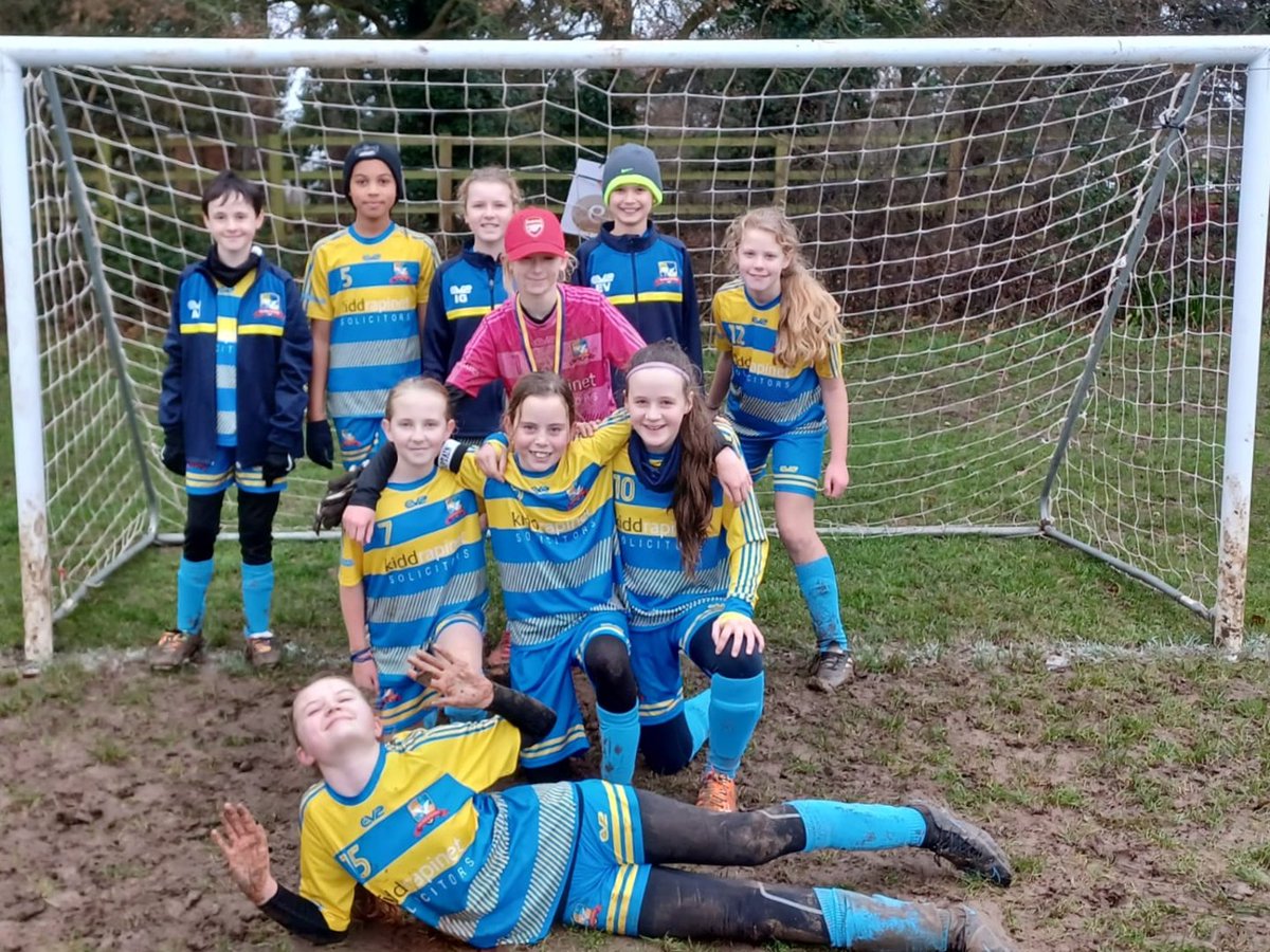 Aylesbury Vale Dynamos Girls on Twitter "Shoutout to our U12 Blues who braved this morning’s