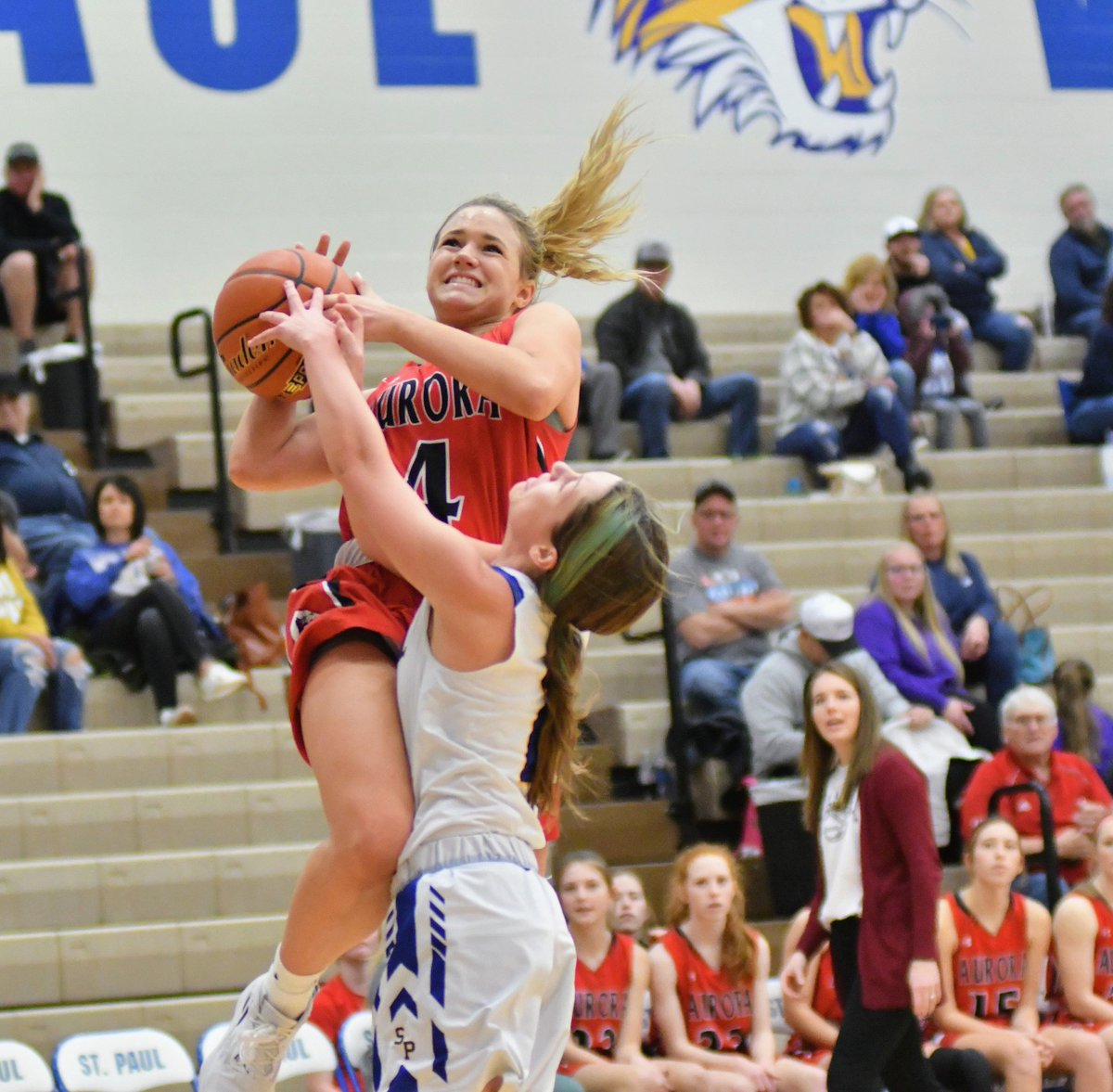 SportsANR's tweet photo. A combined 23 points from Denae Nachtigal and Aleah Vinkenberg helps Aurora to a 43-28 win at St. Paul. Aurora holds the Wildcats to 7 second half points and are now winners of three in a row. #nebpreps https://t.co/yrUbopNLoj
