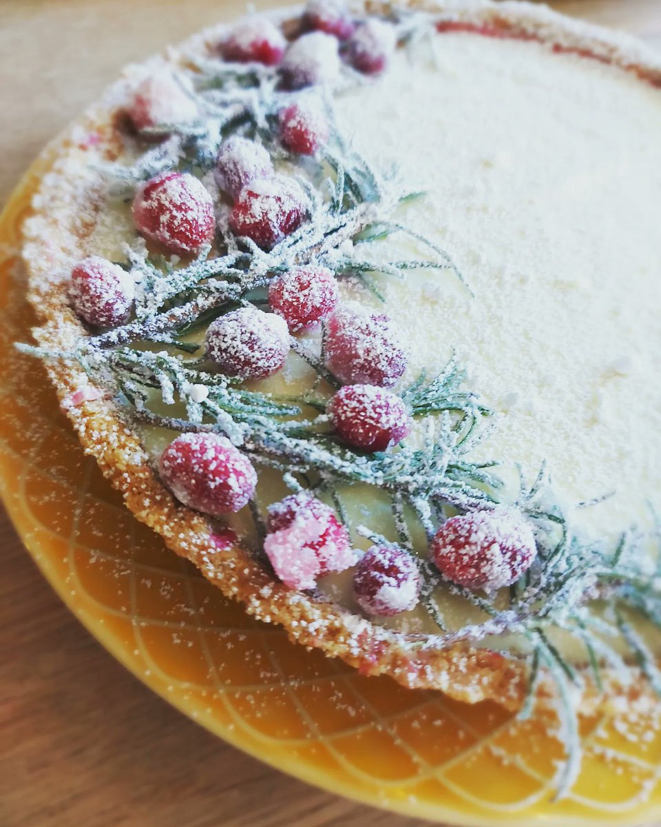 Camdragon's tweet photo. Beth made a cranberry and white chocolate tart.
It was bloomin' fabulous.
#bethbakes https://t.co/kEjRaZy5zN