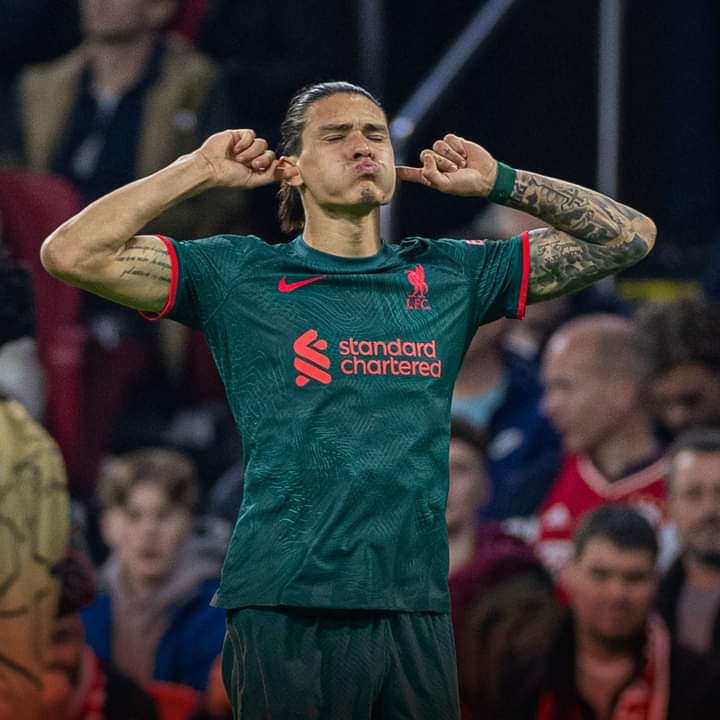 Liam 💫 tweet media