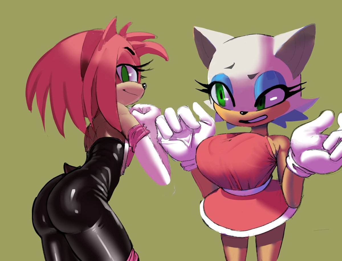 Amy & Rouge outfit swap Almost forgot to post this