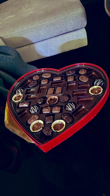 It&rsquo;s early January so therefore I&rsquo;m eating boxes Valentine&rsquo;s Day candy already. https://t.co/wDUemjs<a href="/tag/ofcreatorsguild"class="tags"><span>#ofcreatorsguild</span></a>