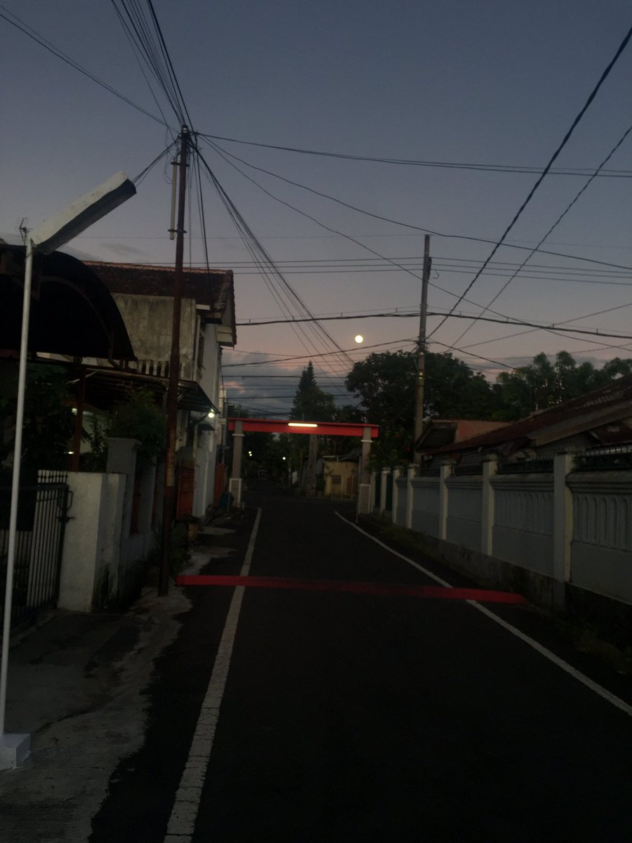 Kek kamu, meredup karna tergantikan yg lebih cerah