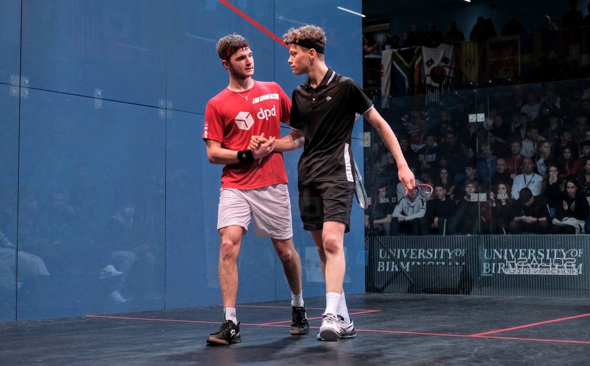 Heartbreaking moment for Rowan Damming [1] after losing the semi final of the @BJOsquash. Congrats to Jonah Bryant who’s continuing his major tournament streak. NLTeam results & sunday program via: squash.nl