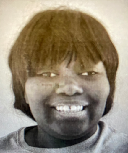 TPSOperations's tweet photo. MISSING:
Chevaunaui Williams, 35
- last seen Saturday Janaury 7, 2023 @ 4pm in the Queen St E &amp; Wineva Ave area
- described as 5'7, with black hair in braids
- last seen wearing a pink shirt, blue jeans, brown hair, medical mask carrying a pink purse
#GO50412
^se https://t.co/rgHsORUnPh