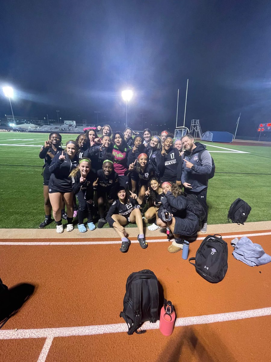 CameronPero2026's tweet photo. Finished the game 4-2. Had a hat trick. ☘️. Only team undefeated . Wonderful ending to our first tournament.🤩 Let's keep it through the season. #LetsgoWylieHigh #FortheStud @AHMOgirlsSoccer @Ari_Sade07 @channinglee2026 https://t.co/SgYXxNjfKr