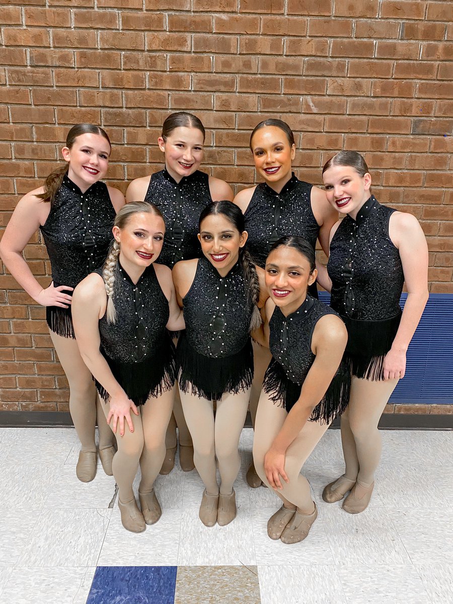 FZEVDT's tweet image. What a great day at the Holt Regional! Bringing home 2nd in jazz and 3rd in pom! Catch us back in action in a few weeks at the Mehlville Invitational!