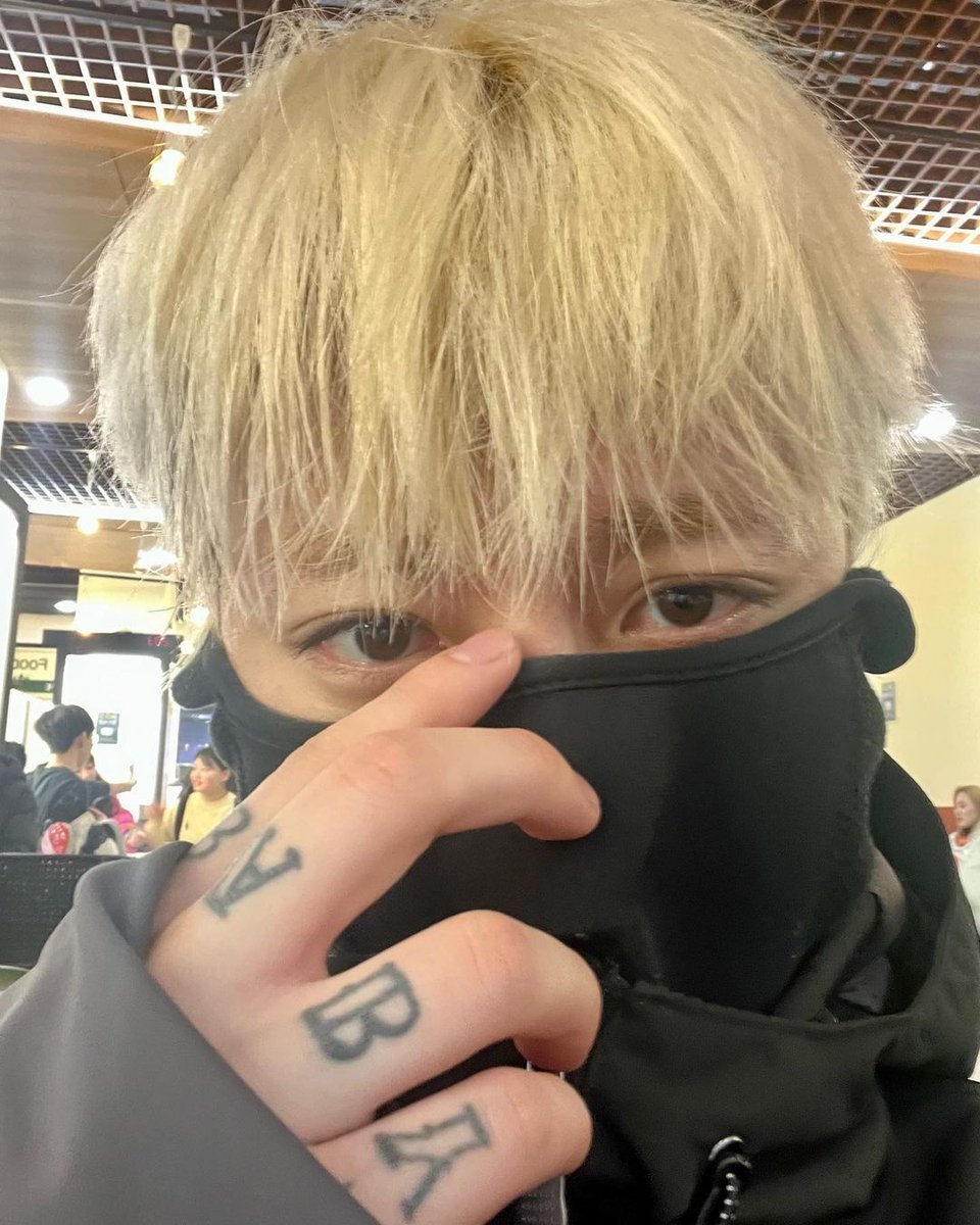 BLOOTOPIA's tweet photo. BLOOSTAGRAM 20230107 https://t.co/VDU8T2oOMb