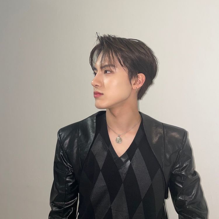 dreamlikesohn's tweet photo. some of the eric videos that i’m emotionally attached to 

- a thread - https://t.co/sCMRjiPl5y
