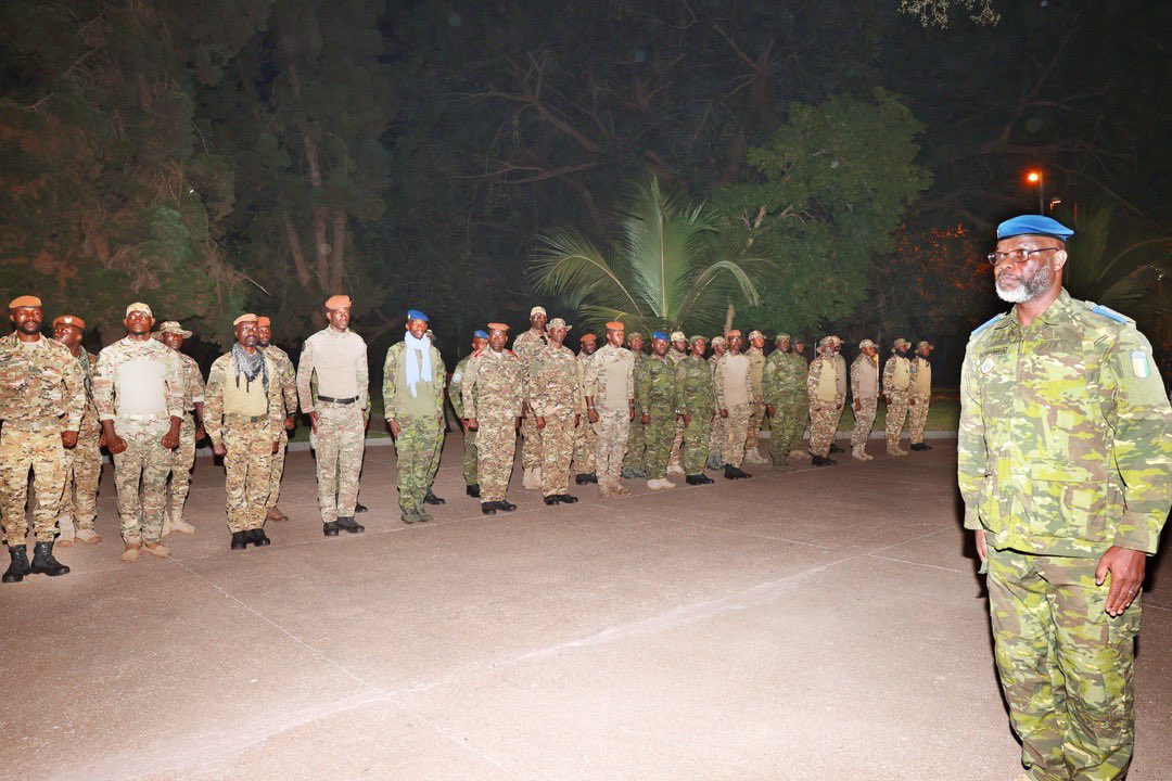 Présidence Togolaise/Togolese Presidency (@presidencetg) on Twitter photo Les soldats ivoiriens, libérés par le #Mali après la mesure de grâce présidentielle qui leur a été accordée la veille, sont arrivés ce 07 janvier 2023 à Lomé où ils ont été reçus par le Président de la République, SEM <a href="/FEGnassingbe/">Faure Essozimna GNASSINGBÉ</a>. Les soldats ivoiriens, libérés par le #Mali après la mesure de grâce présidentielle qui leur a été accordée la veille, sont arrivés ce 07 janvier 2023 à Lomé où ils ont été reçus par le Président de la République, SEM <a href="/FEGnassingbe/">Faure Essozimna GNASSINGBÉ</a>.