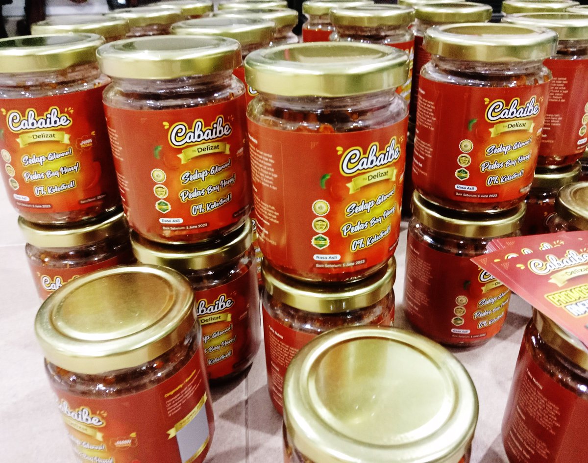 DelizatFood's tweet image. Memperkenalkan Sambal Paling Viral. Tersangat sedap, enak dan padu. Penuh khasiat untuk kesihatan badan dan jantung. Berbaloooi sangat. Inilah sambal pilihan hati sedunia.
delizat.com.my
@DelizatFood
MAKAN SEDAP DAPAT SIHAT.
#pedas #cabaibe #sambal #sedap #resepiviral