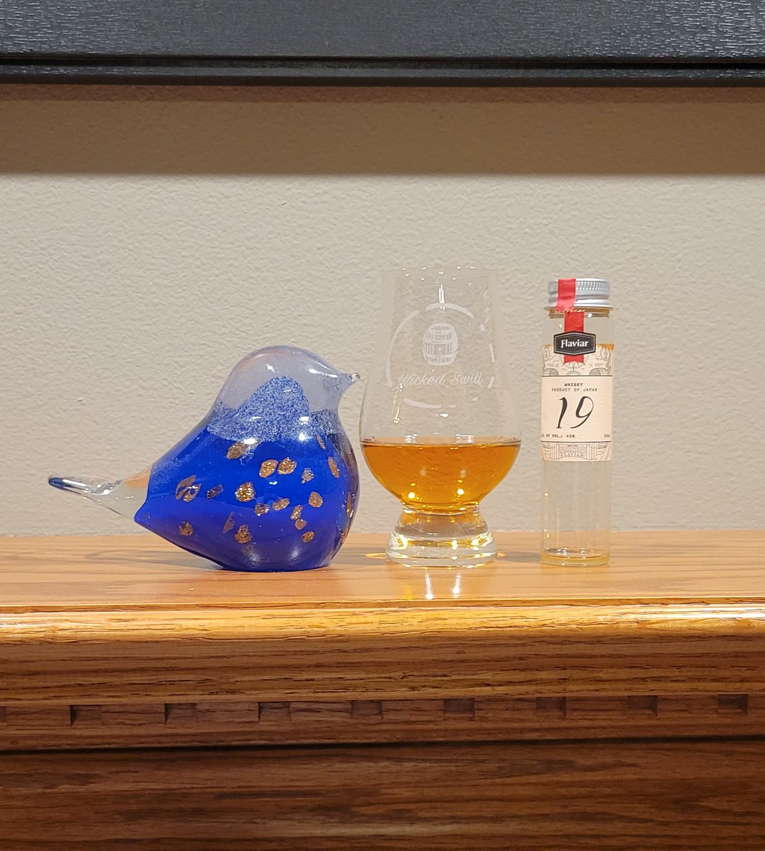 WickedSwill's tweet photo. Here's #19 from @flaviar_com #adventcalendar2022 

#whisky #whiskey #whiskylover #whiskysanta

https://t.co/z7NSRyzriJ https://t.co/nkX70t0Svk