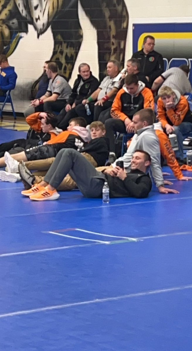 Waiting for the last match to end vibes💕 <a href="/JakeVoss2/">Jake Voss</a> <a href="/WDHSWrestling/">WD Hawk Wrestling</a>