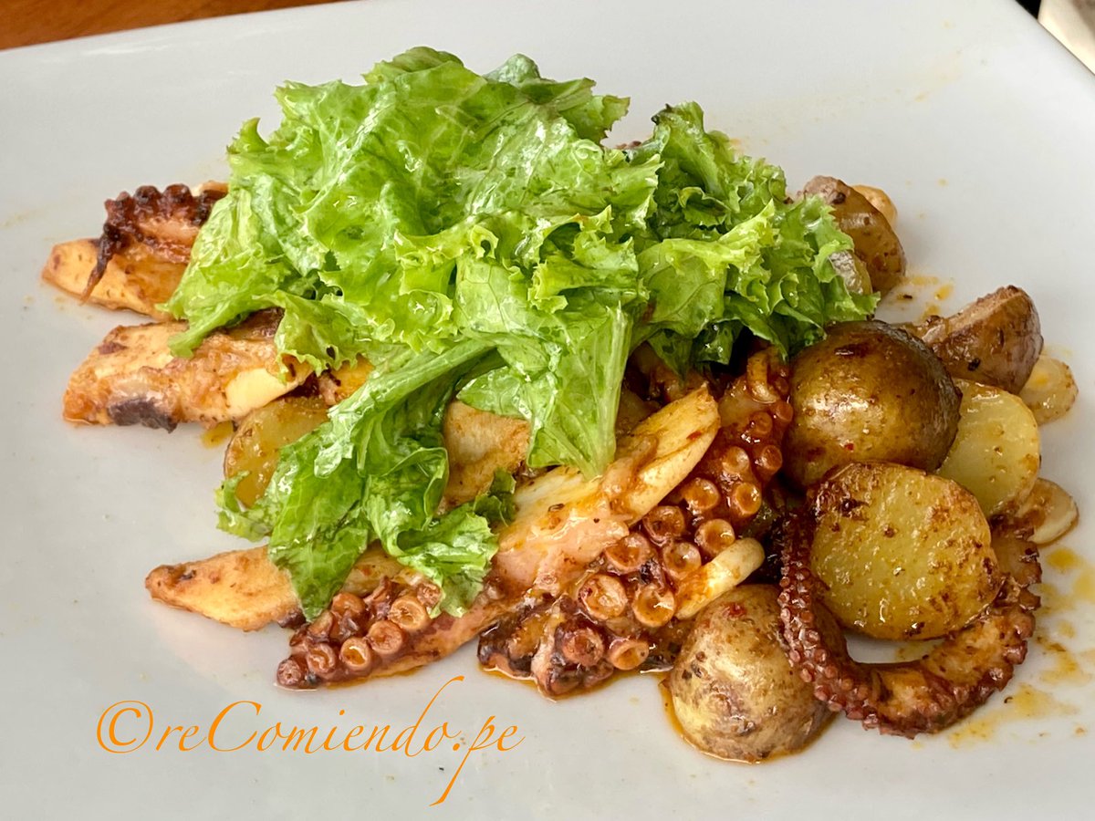 recomiendope's tweet photo. Pulpo Anticuchero, Papitas Rostizadas, choclo y arúgula @ hotel casa de playa mancora https://t.co/CIfvVWHKJG