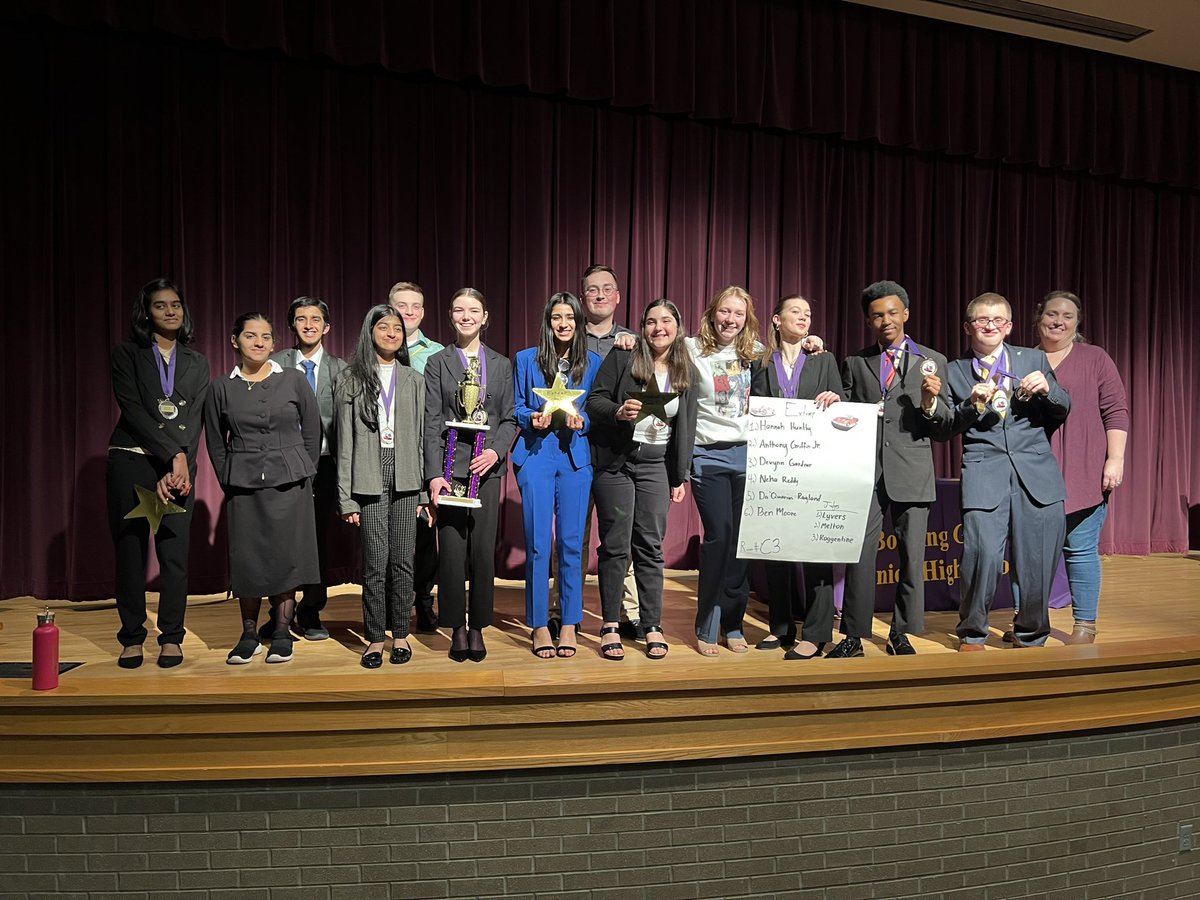 Congrats to <a href="/BGHS_Speech/">BGHS Speech</a> on their second place finish in the BG Vette City HS Speech Tourney! Go Purples!