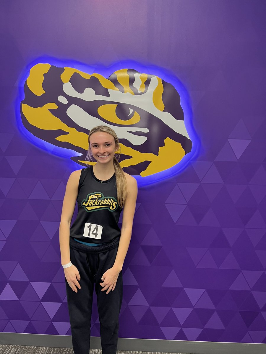 Congratulations <a href="/loschen_emma/">emma loschen</a> on a new Personal best in TJ at LSU High School Indoor Invite finishing 5th overall <a href="/JUMPSmartTexas/">J.U.M.P. Smart Texas</a> 💚💛