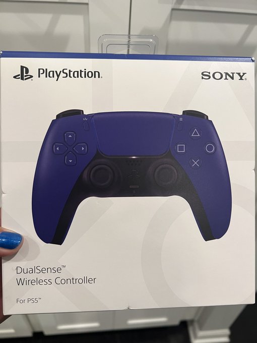 The best gifts from fans are ones that are for ME- not ones that are just for their fetish/kink 😊 spoil