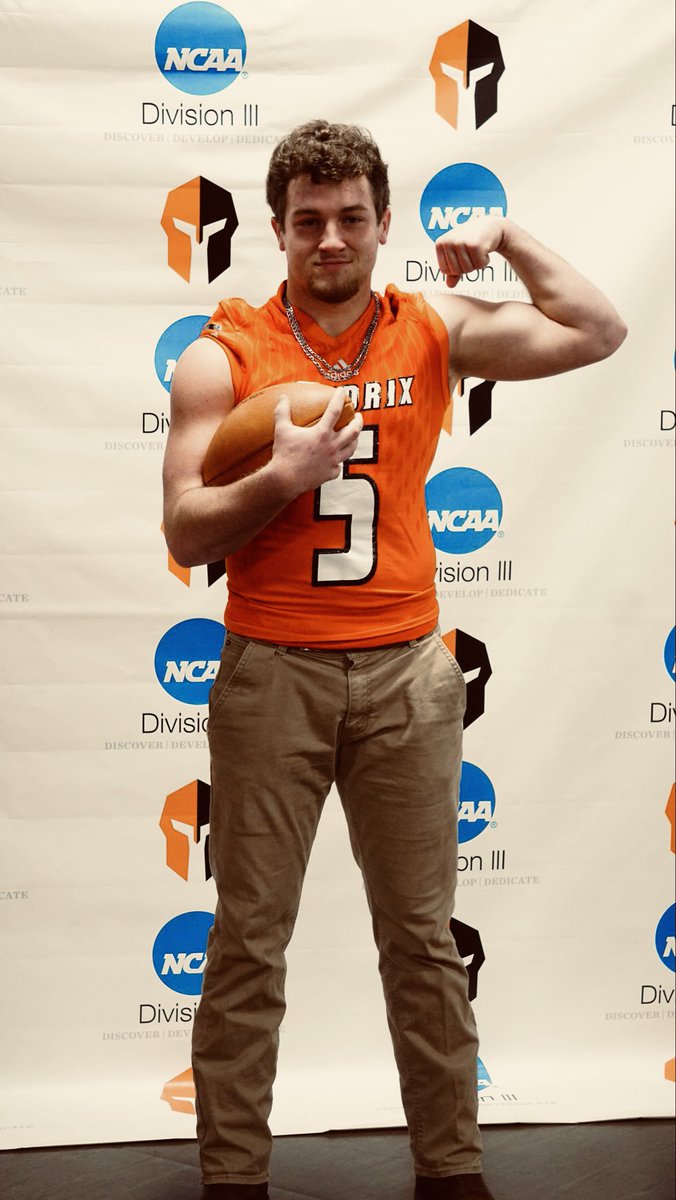 jay_smith020's tweet photo. After a great visit today with Hendrix College blessed to say I’ve received my second offer!!!🟠⚫️⚪️@hendrixcollege @HendrixFootball @RussHeidiSLC @CodySparks @TateBenton @beebefootball https://t.co/ekQC7htSDr