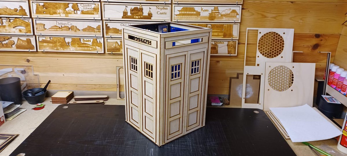nerdy_forge's tweet photo. Just a little teaser for my #drwho #davidtennant inspired #computer. For those wondering this is not a gaming #pc but a replacement workstation for the #omtechlaser.
Specs:
10th Gen Core i5
16GB RAM 2666mhz
250GB Samsung EVO NVMe
MSI H510I PRO WIFI LGA 1200
EVGA 550W modular PS https://t.co/e2MZcWzNIA