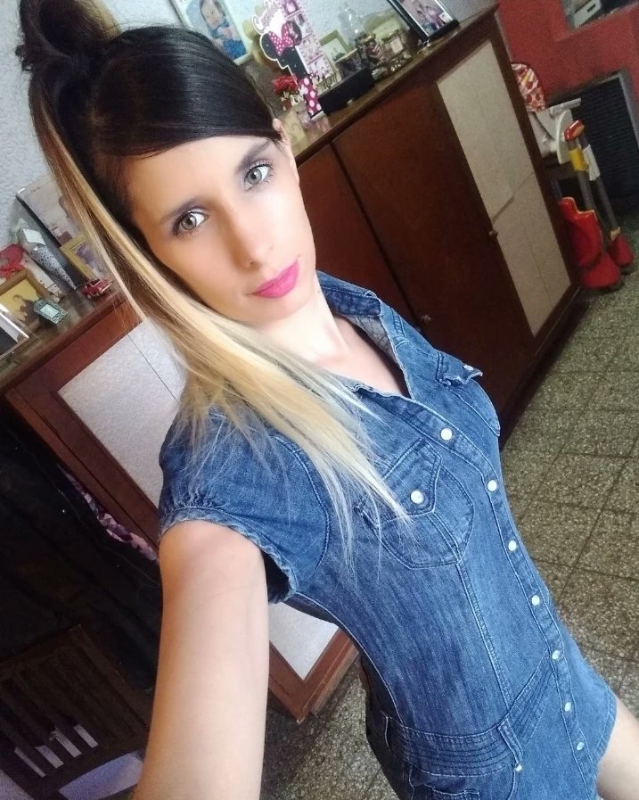 ttammyashton's tweet photo. #abro #debatedelviernes #pelocorto o #pelolargo https://t.co/rcANeGlfQe