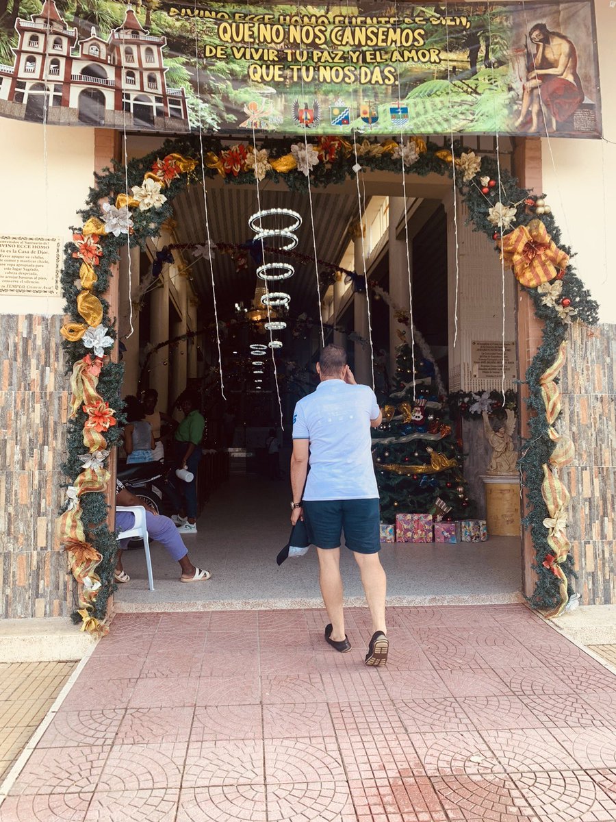 Alexorsan's tweet photo. La primera visita del año agradeciendo al patrono por sus bendiciones, por cada enseñanza, por cada día.

Divino Eccehomo intercede por nosotros. Salud y amor para todos 🙏🏼❤️ https://t.co/9iy6cEM4yO