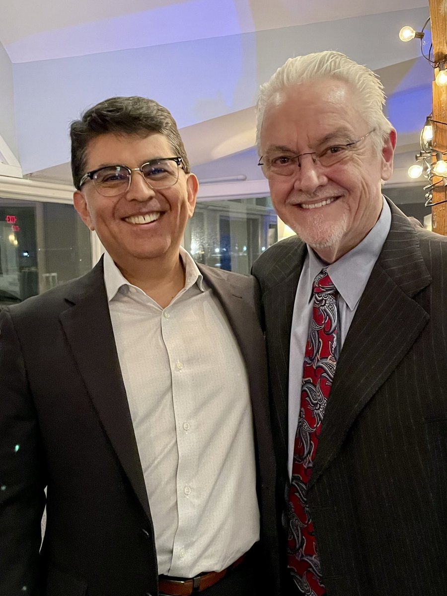 NorDxLab's tweet photo. This week we celebrated Stan Schofield’s tenure as leader of @NorDxLab and welcomed @GGMTorresMD as our new President and Chief Physician Executive. Welcome Dr. Martinez-Torres! @MaineHealth @Pathologists @ASCP_Chicago @ACLAlabs #thecompassgroup #lableadership #Maine https://t.co/lJTh333pbB