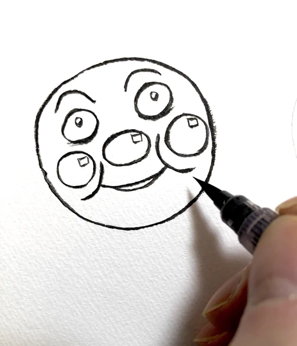 あ、筆ペン見つけた!
アンパンマン描くよ_φ(・_・ 