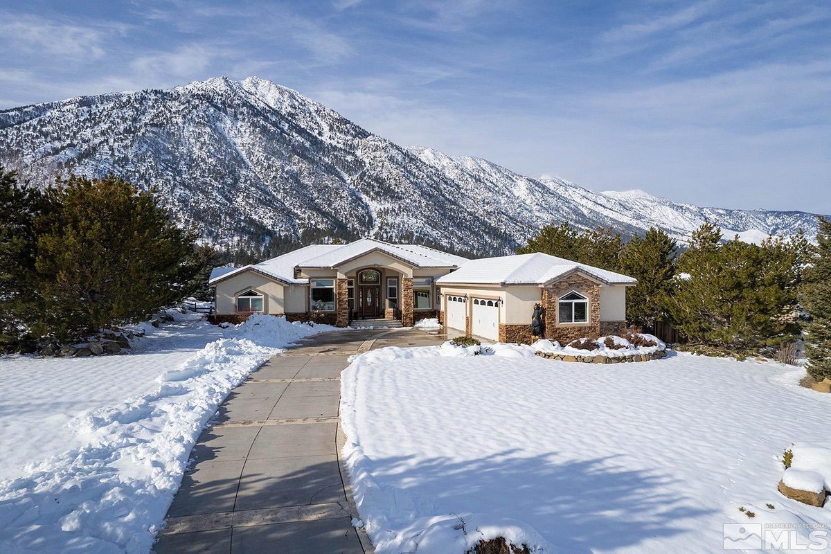 LauraMoline's tweet photo. New Listing! $1,398,000.00, 3BR, 3BA, 408 Arlene Marie Ln, Gardnerville, NV 89460, Full Details https://t.co/wrnjkLRMGt https://t.co/FJ8ijPoGsC