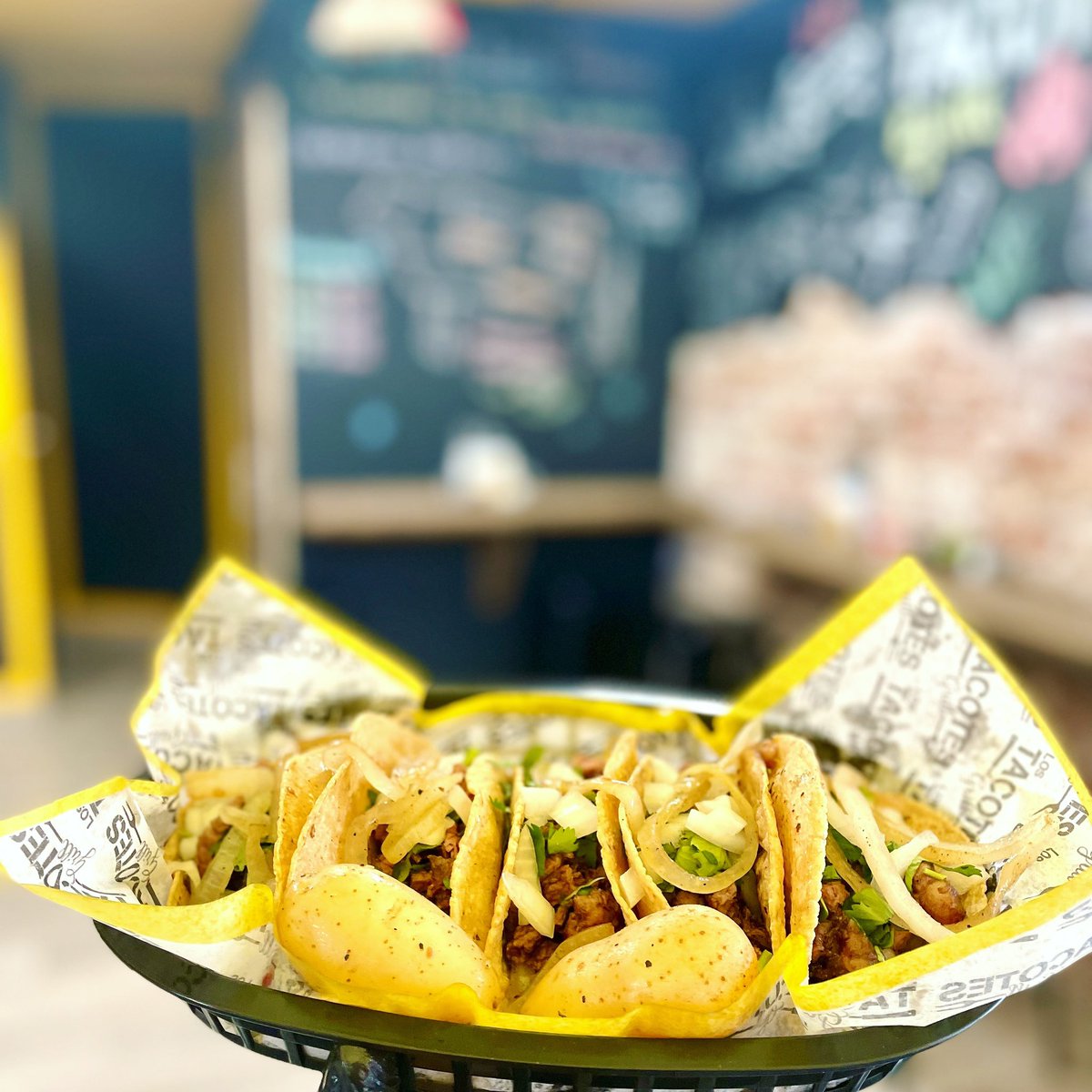 lostacotesgrill's tweet photo. Taquitos para el alma 🌮🤤 

#grill #nightgrill #tuetanos #tuetanosasados #tacos #food #instafood 

#león #leonguanajuato #consumelocal https://t.co/P66LgysuP5
