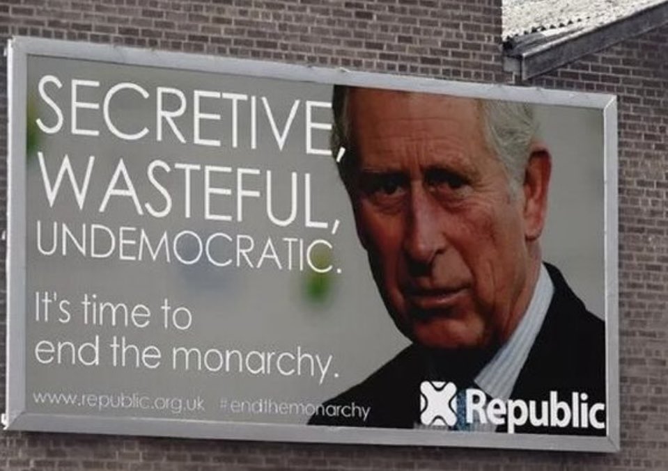 Ieu61's tweet image. #endthemonarchy
