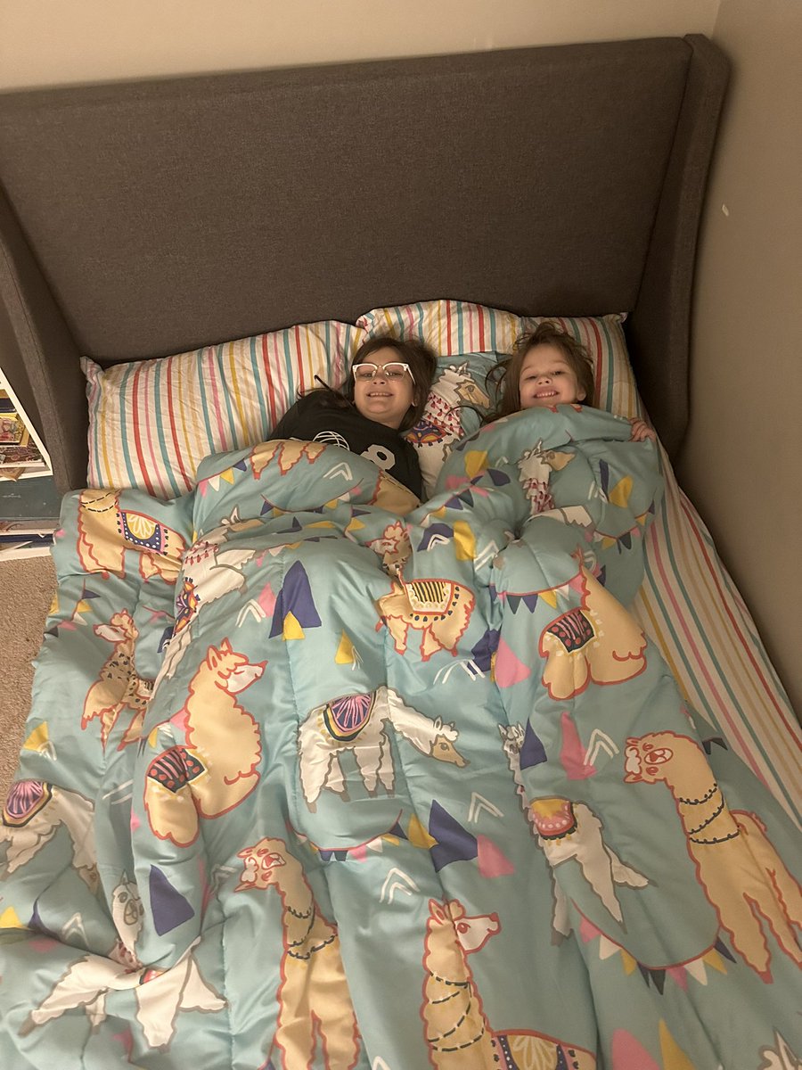 CallistaPuch's tweet photo. A monumental day in this house. Crib-free after 15.5 years 😂 #cribfree #largefamilylife @puck3399 https://t.co/22NZun81L2