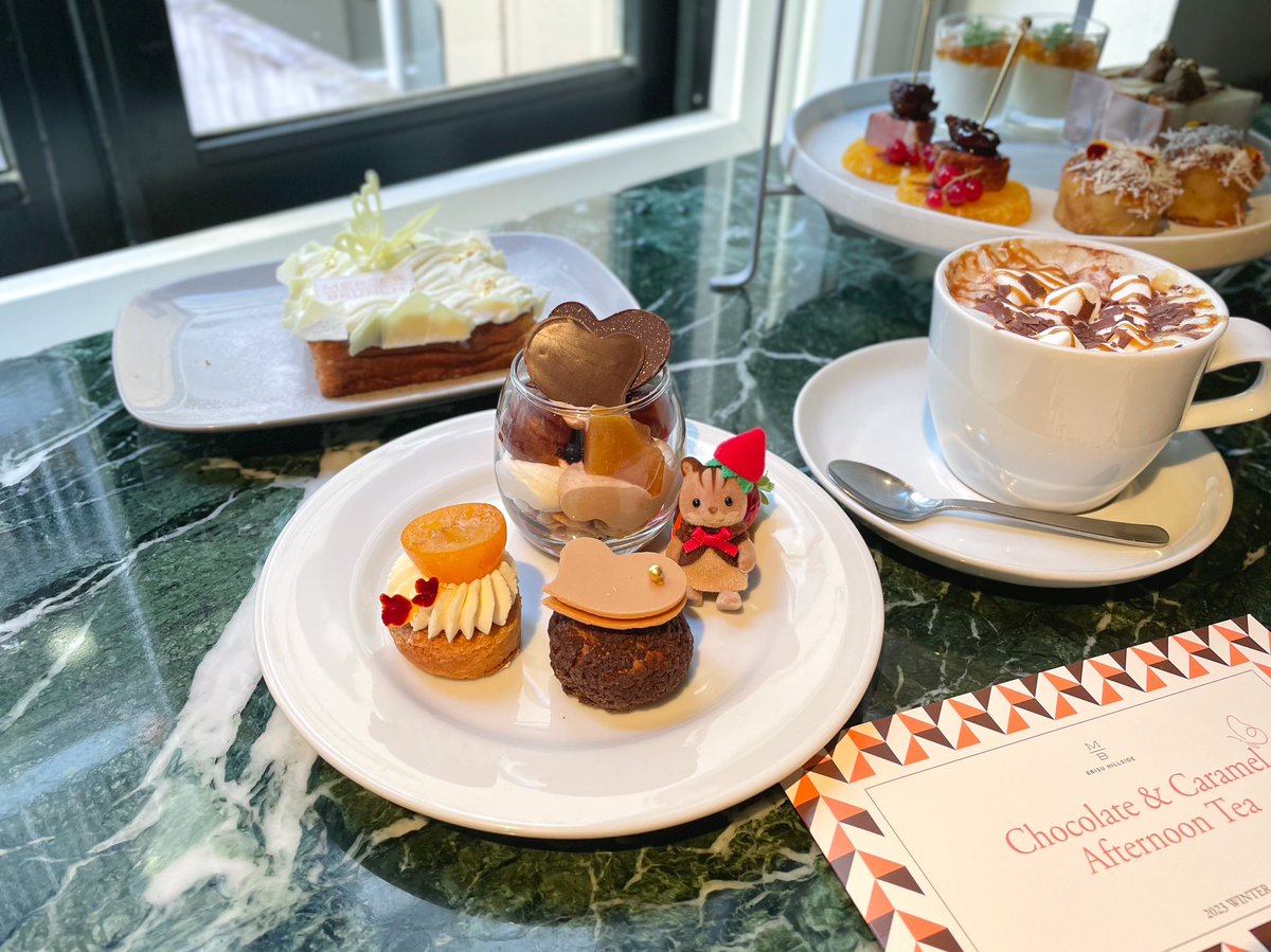 pekop0v0qmilk's tweet photo. くるみリスくんとマーサーブランチエビスヒルサイド @MercerOffice のChocolate＆Caramel Afternoon Teaへ🐿🍫🤎
チョコレートとキャラメルの組み合わせ大好きなので、幸せすぎるアフタヌーンティーでした☕️
https://t.co/pg3ooB9KgS https://t.co/CEi9P8ZpFw