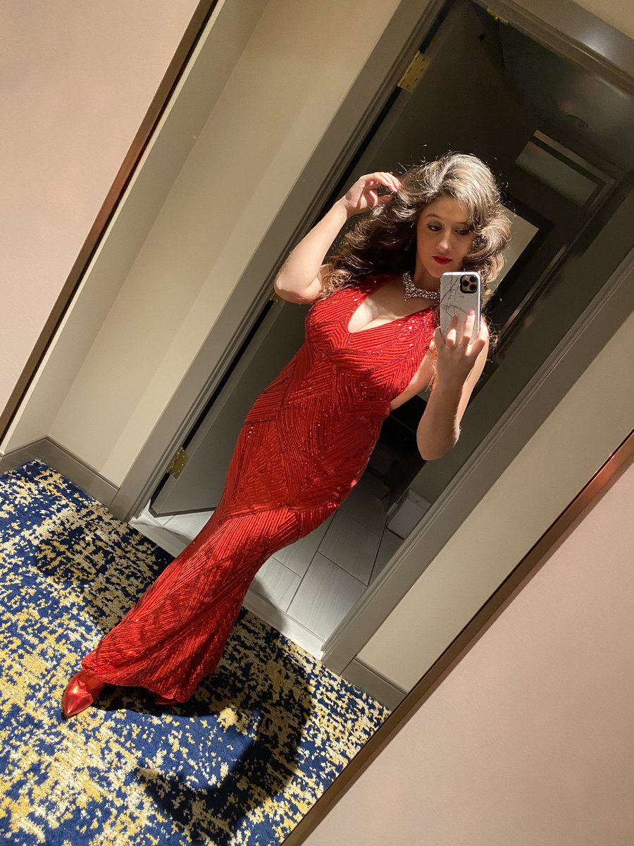 Skitty on Twitter: "Red Carpet Ready! 🌹 Add my free snap to catch the