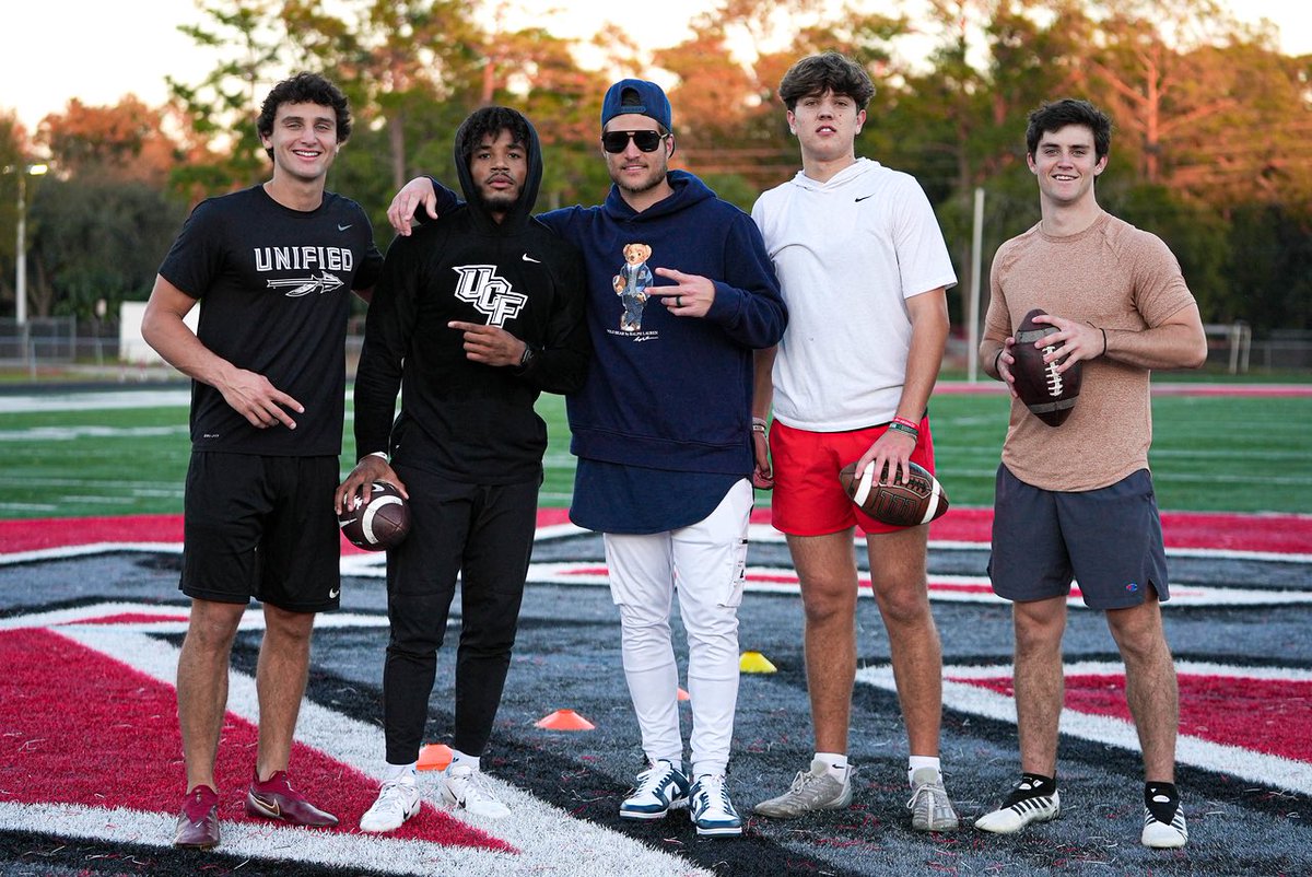 STAY TUNED.. 👀 #BTruQBTraining 🔘