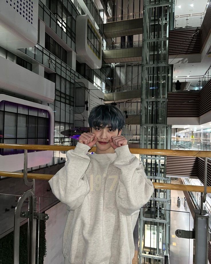 simpkaystef's tweet photo. My babie wife https://t.co/9OMn0I1Hv2