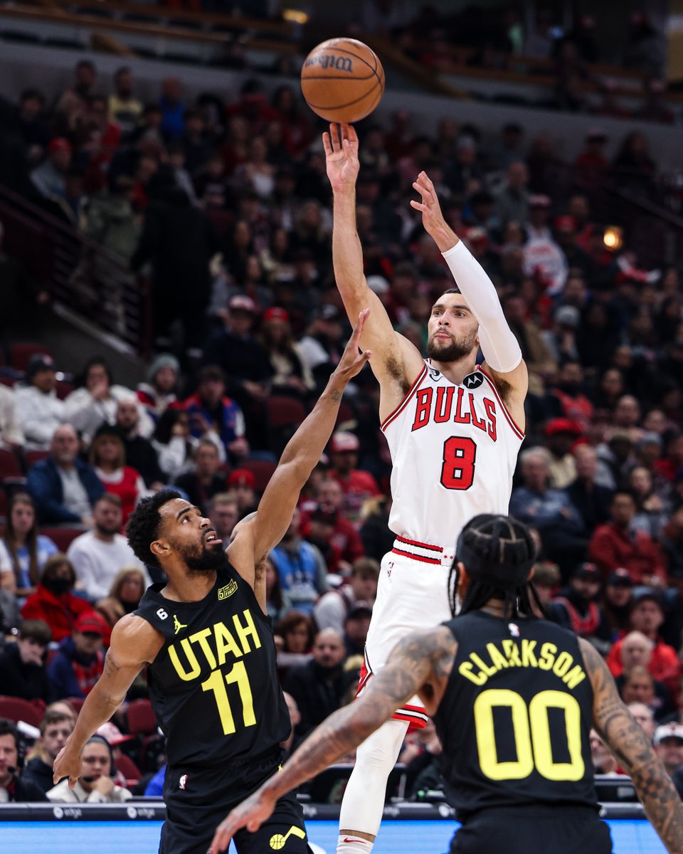 https://pbs.twimg.com/media/Fl6dxLYWYAAIIU-.jpg Jazz 39, Bulls 39: Play-by-play, highlights and reactions