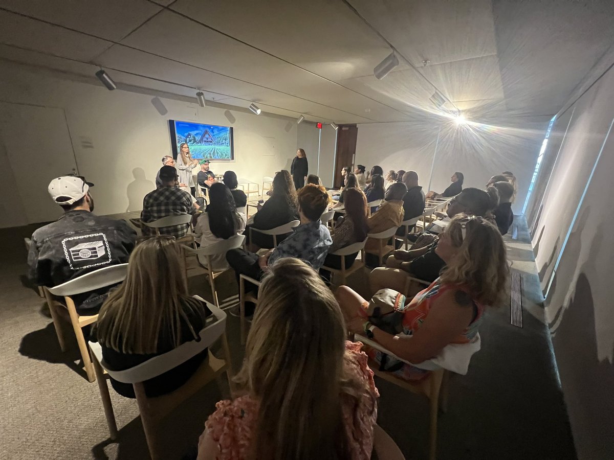 CBoomerVazquez's tweet photo. Exploring the intersection of Art + Tech at @pamm with Moderator: Kerry McLaney, 305 Creative
*
Panelists: Dan Mikesell, President Black Dove, Inc.
*
Artists: @AHOLSNIFFSGLUE * @felicegrodin
*
#MiamiTech #CommsImmersion @newhousemasters #GradProgram #DigitalArt #Web3 #NFTs https://t.co/UgzjreU725
