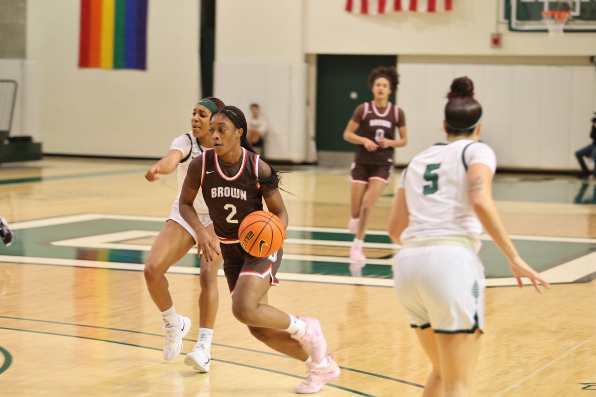 BrownU_WBB's tweet image. Check out 📸 from tonight's win at Dartmouth ⬇️

brownbears.com/galleries/wome…

#EverTrue