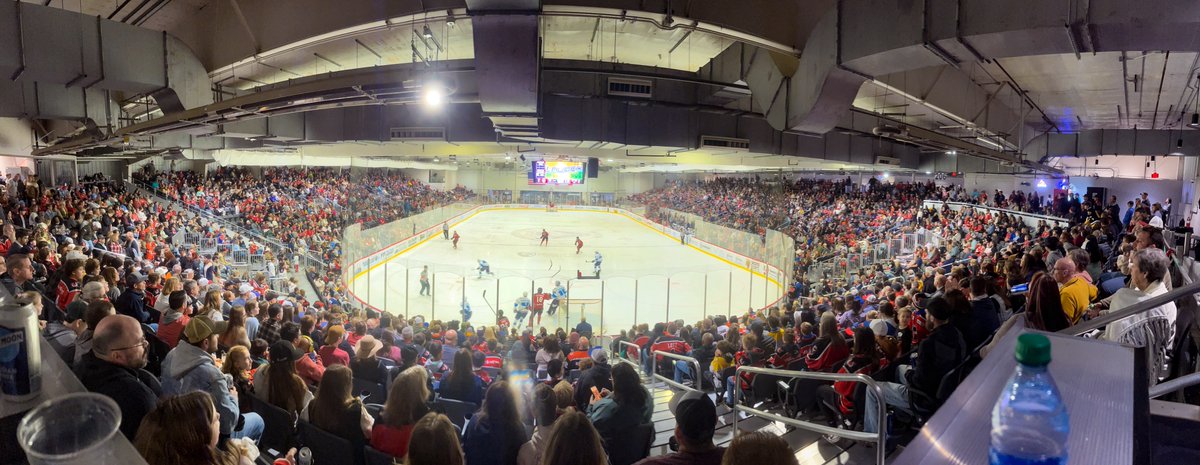 Sellout crowd in Pelham tonight for the <a href="/BullsBirmingham/">Birmingham Bulls</a>'s <a href="/SPHL/">SPHL</a> game. Be sure to check out a game if you're ever in the area.