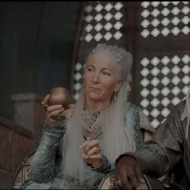 —— 𝑾𝒉𝒐 𝑵𝒆𝒗𝒆𝒓 𝑾𝒂𝒔. tweet media