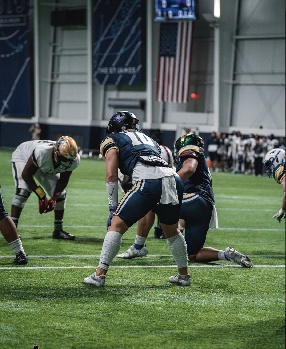 brodiecarroll33's tweet photo. Had a great time representing Virginia at the VA vs MD @FDPfootball1 Senior Bowl. @TheStJames @FST_CoachNowell @CoachHatfield1 https://t.co/by4eqftk8o