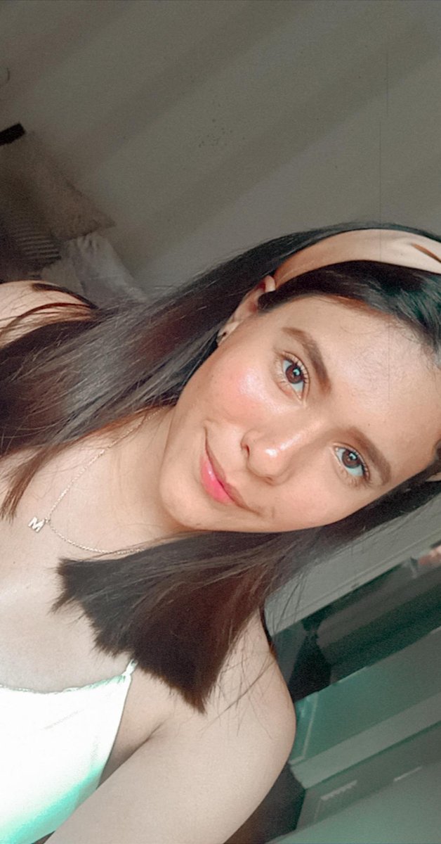 Mafevillegass's tweet photo. Pre pandemia // post pandemia ✨
2019 // 2022 https://t.co/HF3sr5w4aI