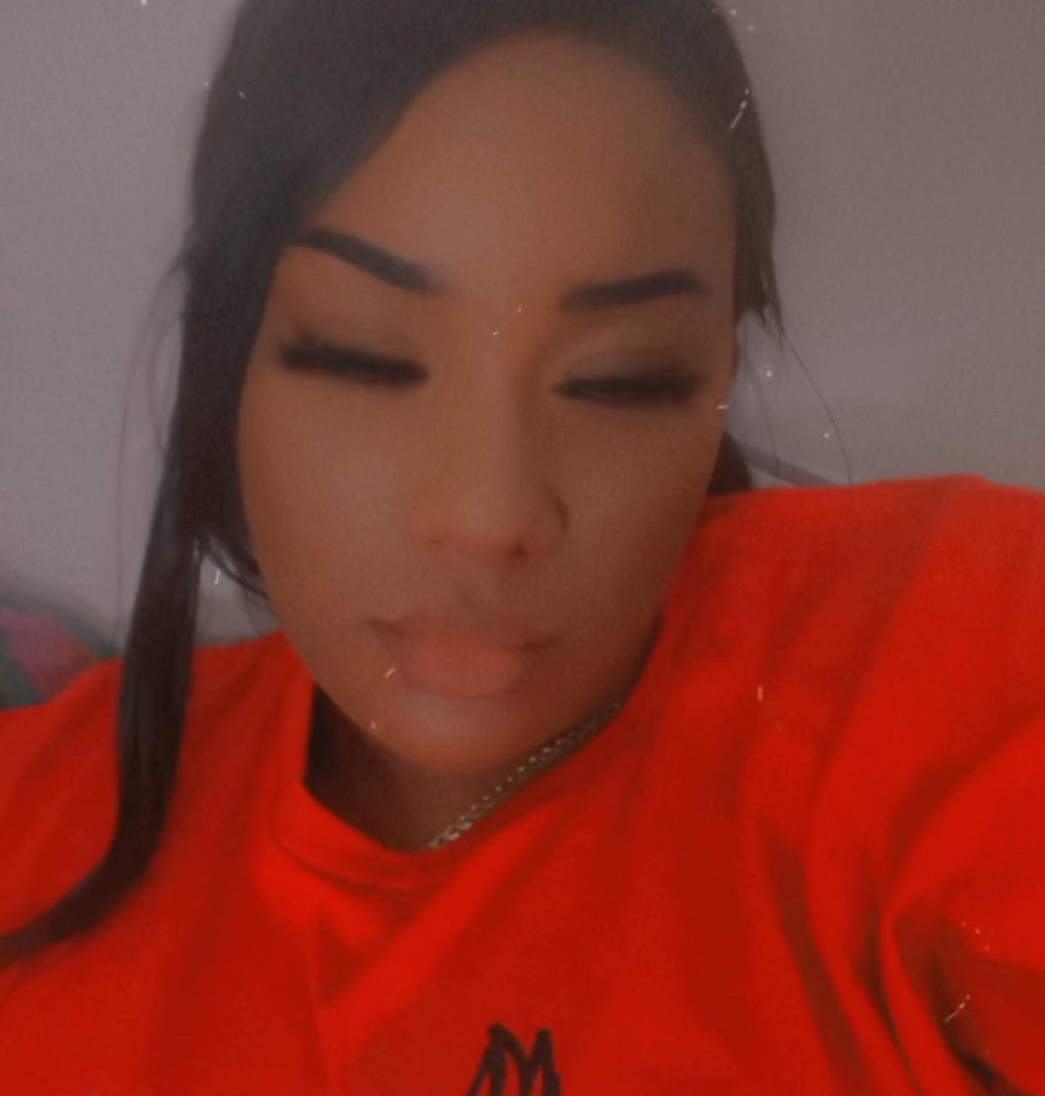 sheillest's tweet photo. hey alexa, play Baddie by @KalinWhite https://t.co/zwueSfkNue
