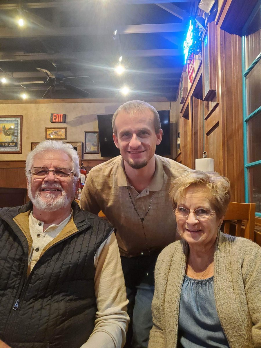 Dinner with my father and stepmother at Famous Dave’s in Smyrna TN #smyrnatn #Tennessee #horray #lunch #dinner