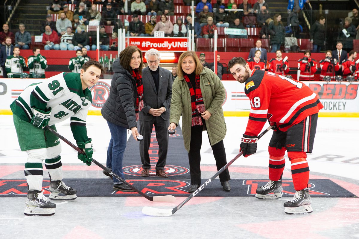 UNBAthletics's tweet photo. MHKY: Prior to Sat.'s @UNBMHockey game we celebrated the '22-'23 recipient of the prestigious Mark Jeffrey Memorial Scholarship... @bradygilmour9 
Mark's sisters, Jill Jeffrey &amp; Jane McEweon, were on hand to present, with Paul Simmonds of Robert Simmonds Clothing.
#goredsgo https://t.co/SUArNIybeT