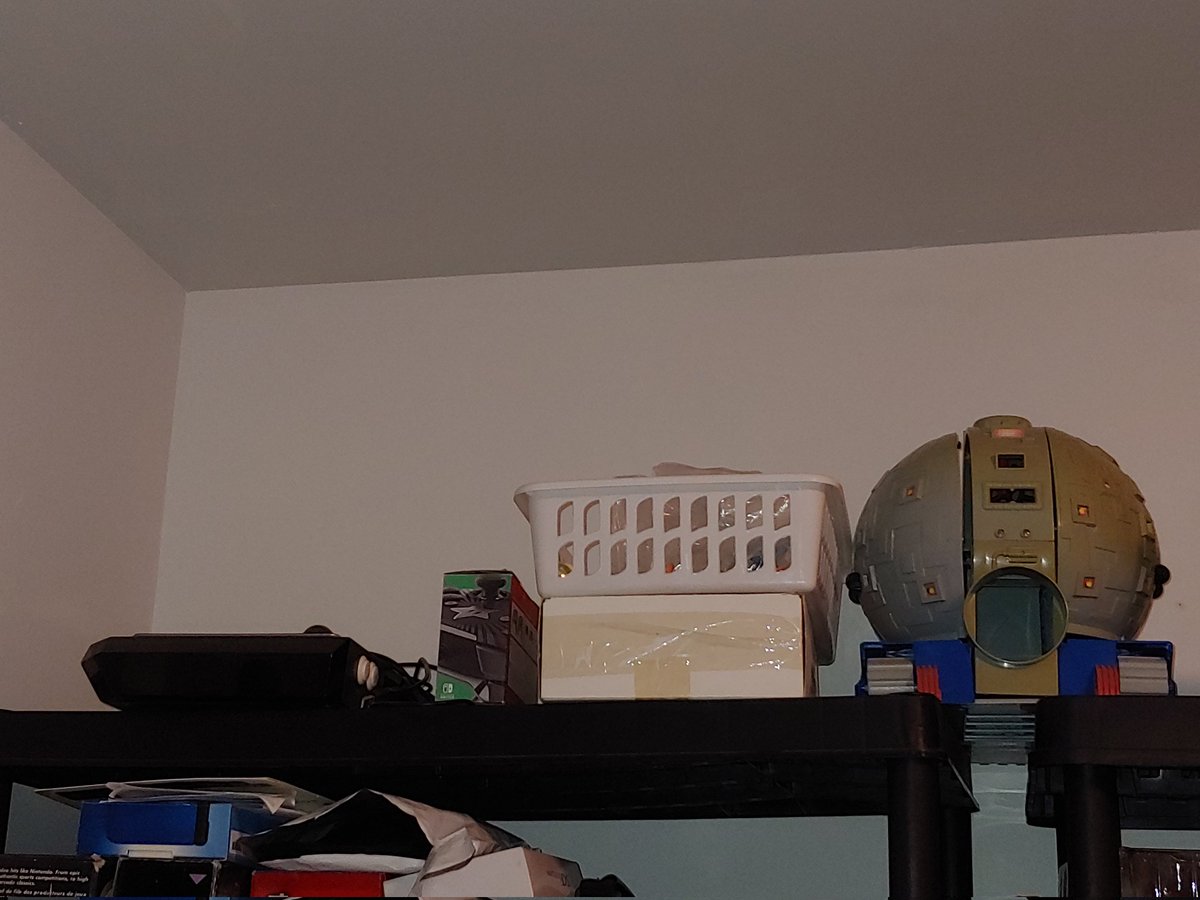 A little game room construction tonight .. got plans to put some figures up there. Any ideas? I'm gonna have to tie them down lol