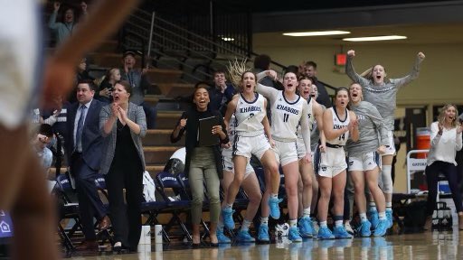 This photo says it all. From head coach all the way down the bench to the trainer! Love the energy! <a href="/DeweyAubree/">Aubree Rohr</a> <a href="/IchabodWBB/">Washburn WBB</a>