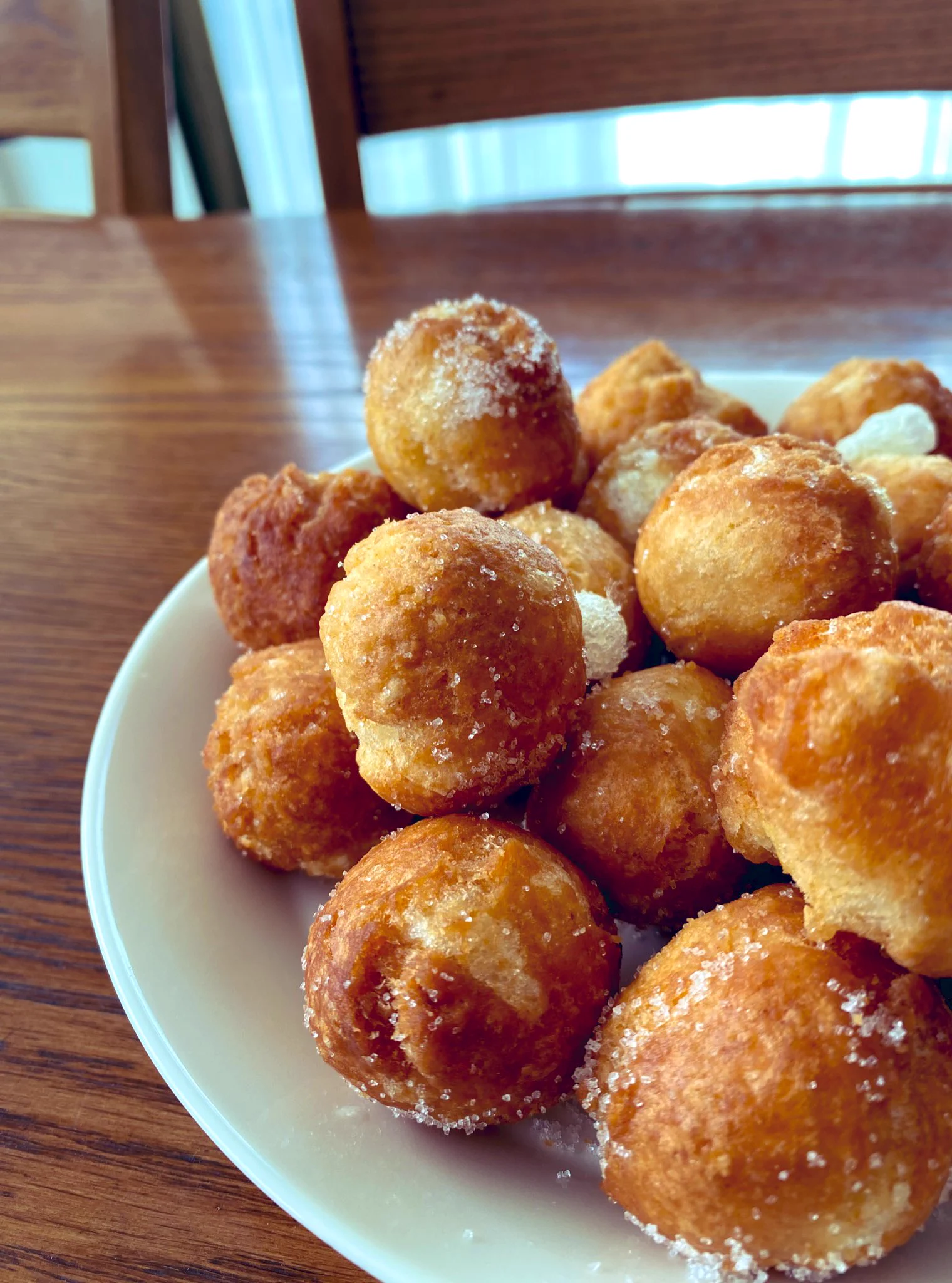 できました🍩🍩🍩お餅をちゃんと混ぜないと反転パンダみたいなドーナツが爆誕するのでみんな気をつけてねっ🐼🫡  